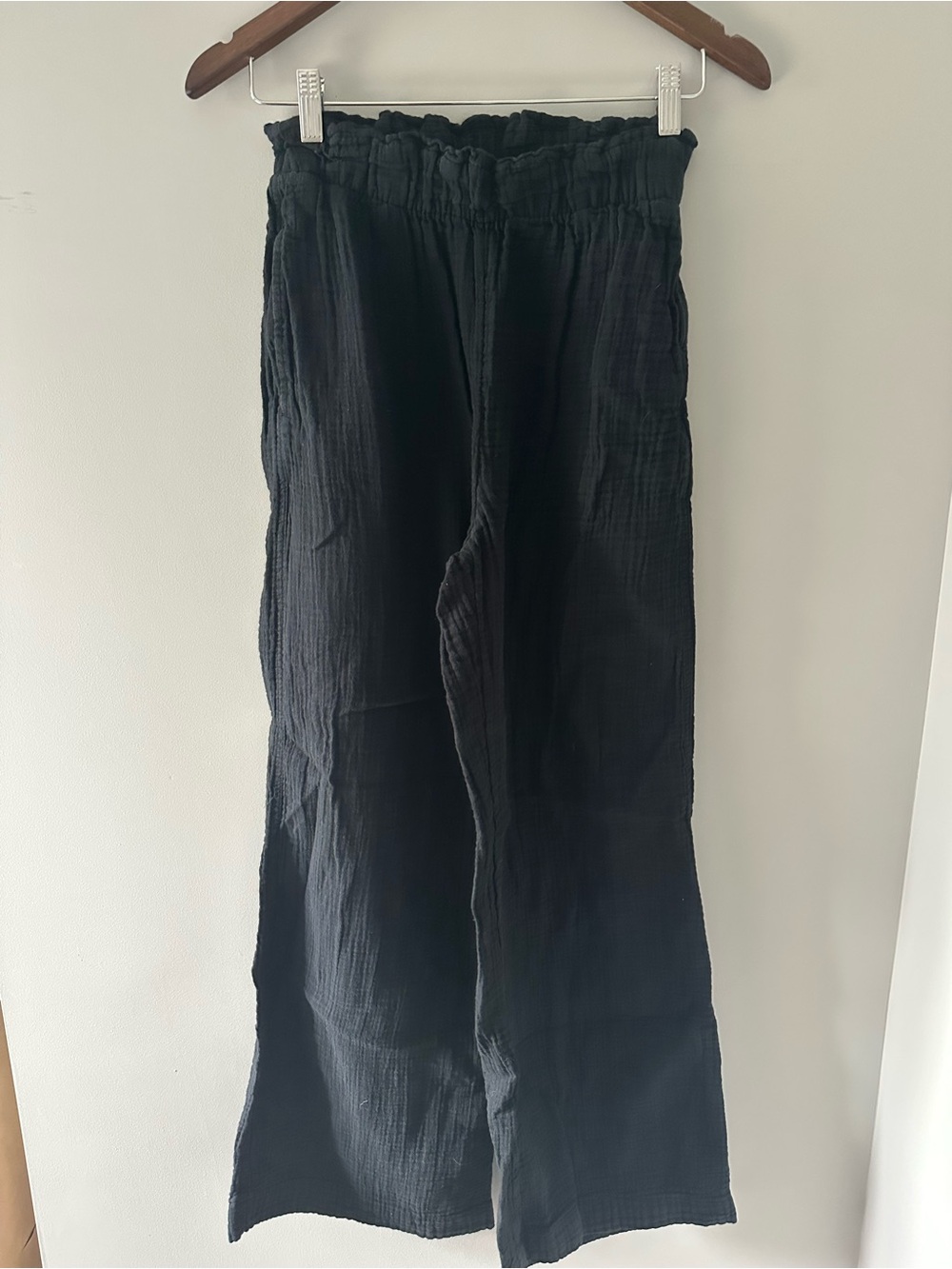 GAP Black Wide-Leg Linen Pants